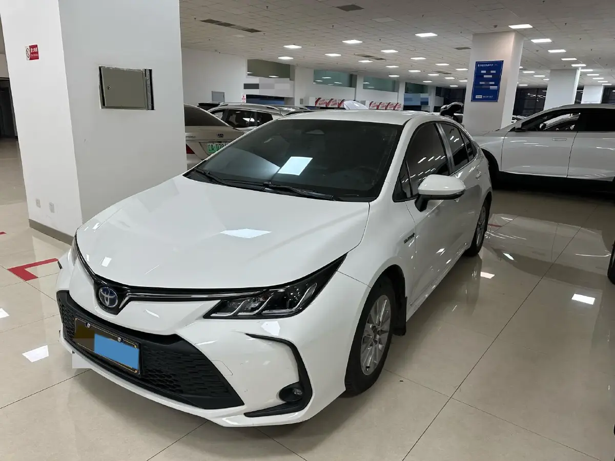 2023 Toyota Corolla 1.8L 98HP L4 E-CVT Hybrid
