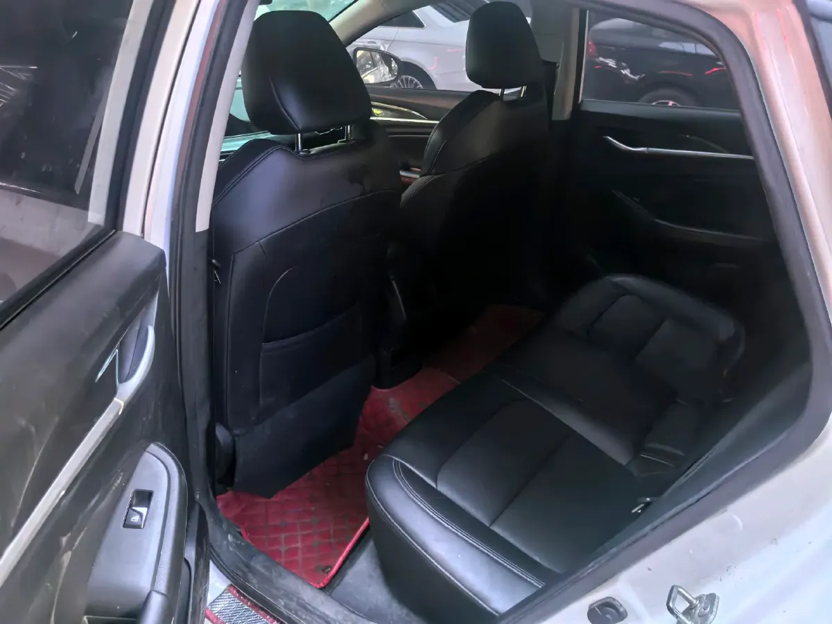 2020 ChangAn Eado 1.6L 128HP L4 5MT,autocango,china used car exporter,china ev exporter,chinese used car exporter,chinese used ev exporter