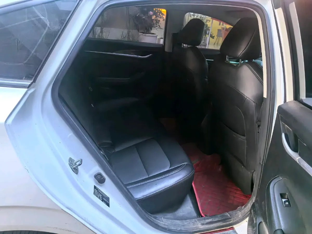 2020 ChangAn Eado 1.6L 128HP L4 5MT,autocango,china used car exporter,china ev exporter,chinese used car exporter,chinese used ev exporter