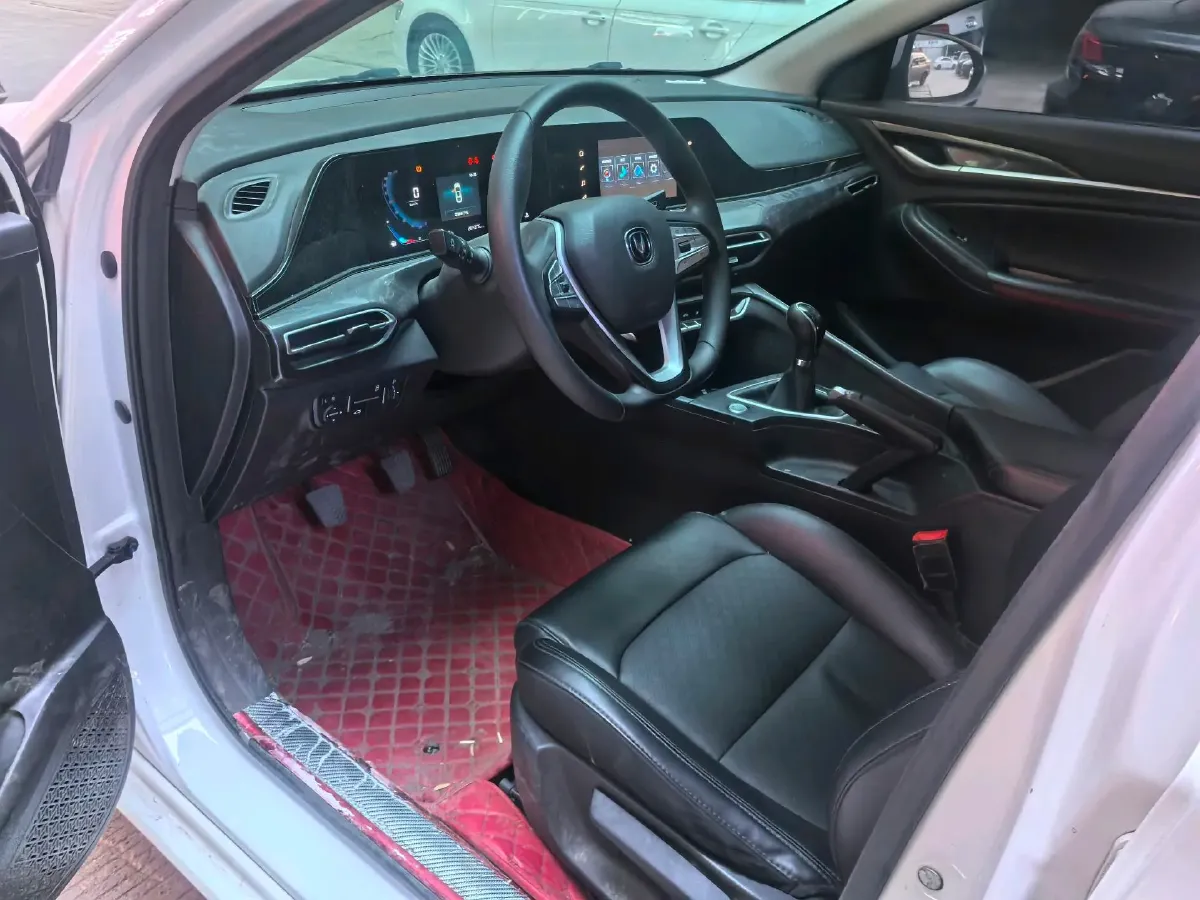 2020 ChangAn Eado 1.6L 128HP L4 5MT,autocango,china used car exporter,china ev exporter,chinese used car exporter,chinese used ev exporter