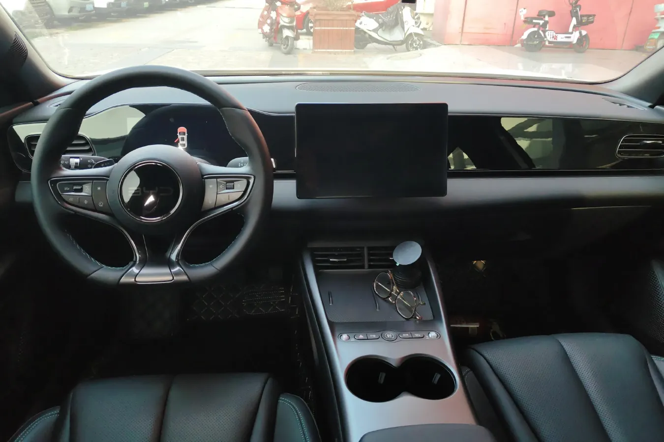 2025 BYD Seal06 BEV,autocango,china used car exporter,china ev exporter,chinese used car exporter,chinese used ev exporter