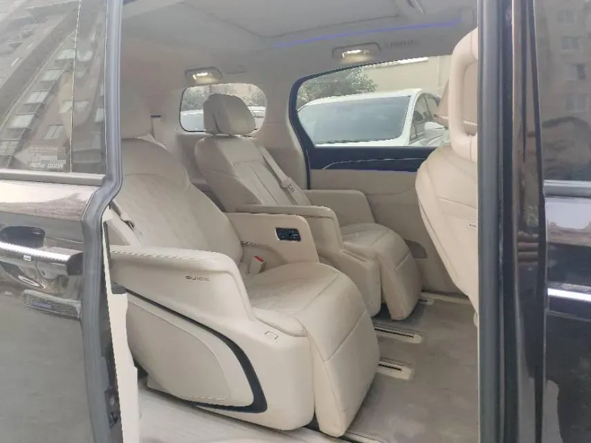 2022 Buick GL8 2.0T 237HP L4 9AT,autocango,china used car exporter,china ev exporter,chinese used car exporter,chinese used ev exporter