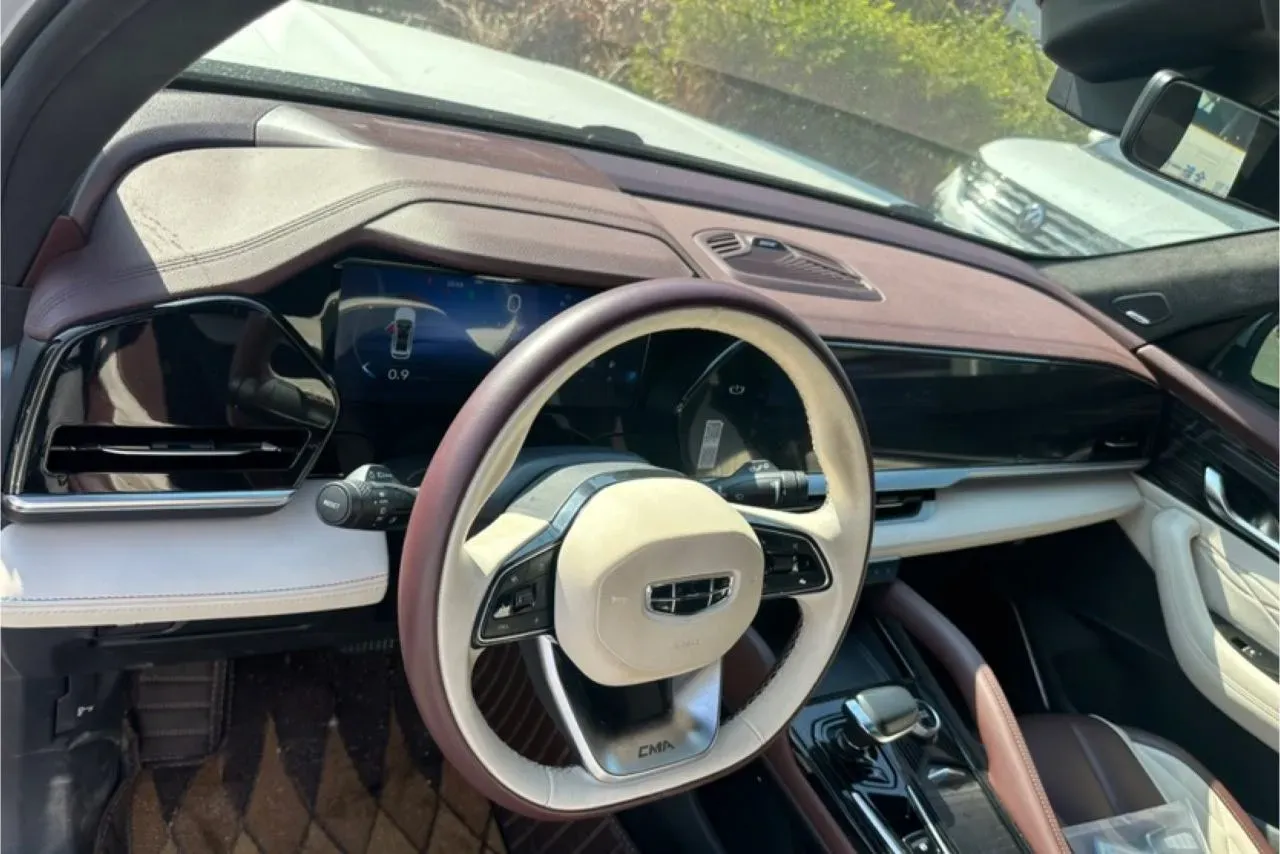 2021 Geely Monjaro 2.0T 238HP L4 8AT,autocango,china used car exporter,china ev exporter,chinese used car exporter,chinese used ev exporter