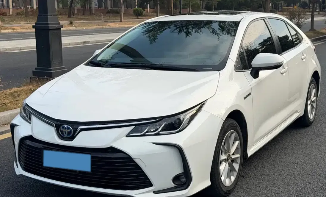 2022 Toyota Corolla 1.8L 98HP L4 E-CVT Hybrid,autocango,china used car exporter,china ev exporter,chinese used car exporter,chinese used ev exporter
