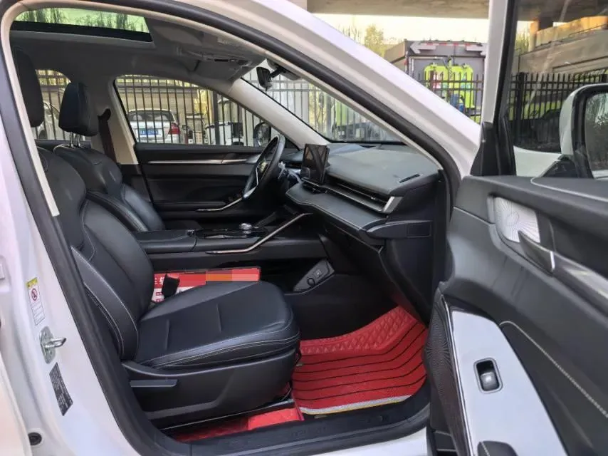 2021 Haval H6 2.0T 211HP L4 7DCT,autocango,china used car exporter,china ev exporter,chinese used car exporter,chinese used ev exporter