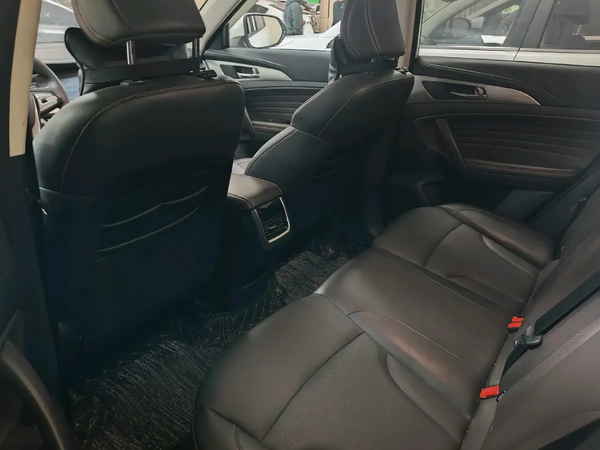 2019 ChangAn CS35 Plus 1.6L 128HP L4 6AT,autocango,china used car exporter,china ev exporter,chinese used car exporter,chinese used ev exporter