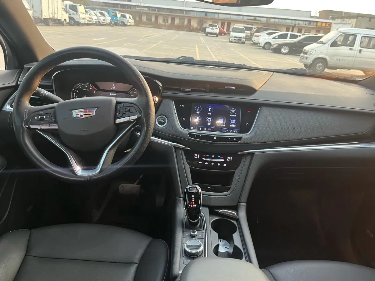 2021 Cadillac XT6 2.0T 237HP L4 9AT,autocango,china used car exporter,china ev exporter,chinese used car exporter,chinese used ev exporter