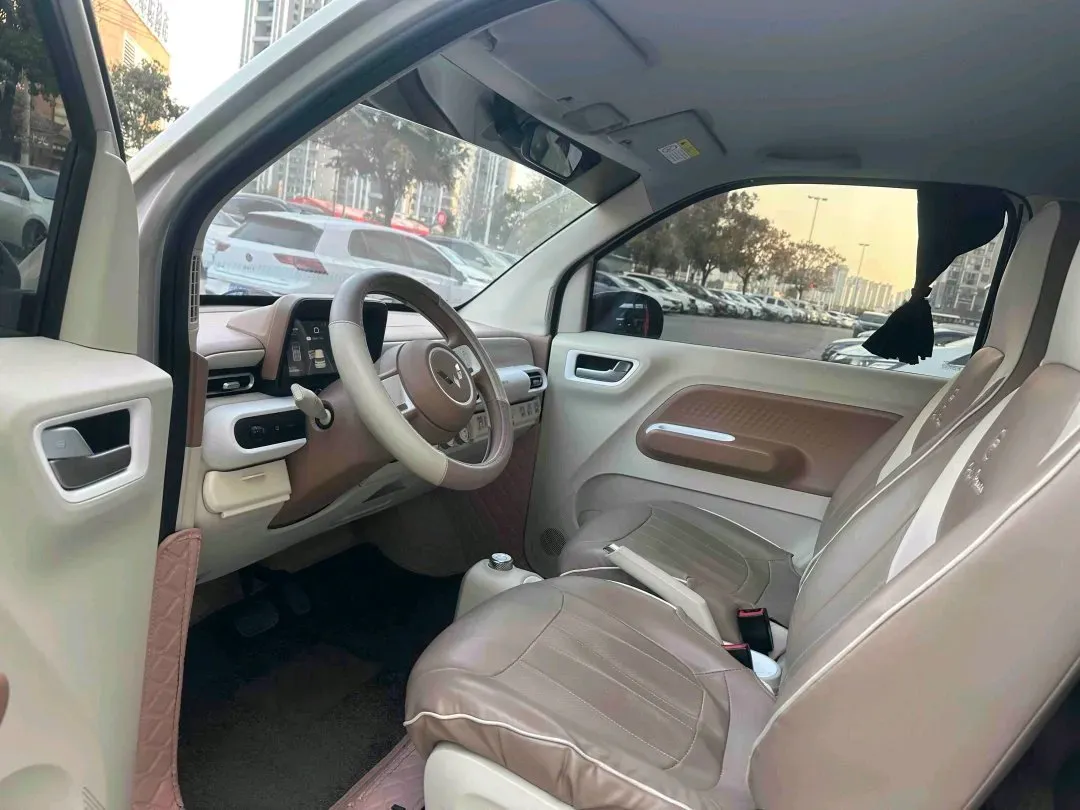 2024 WuLing HongGuang MINI EV BEV 17.3KWH,autocango,china used car exporter,china ev exporter,chinese used car exporter,chinese used ev exporter