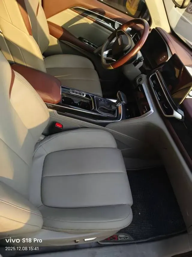 2019 BaoJun 730 1.5T 147HP L4 CVT,autocango,china used car exporter,china ev exporter,chinese used car exporter,chinese used ev exporter