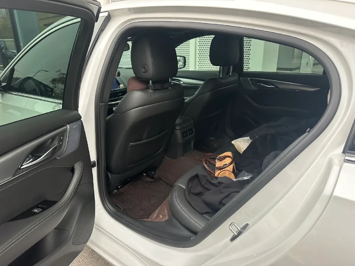 2023 Cadillac CT5 2.0T 237HP L4 10AT,autocango,china used car exporter,china ev exporter,chinese used car exporter,chinese used ev exporter