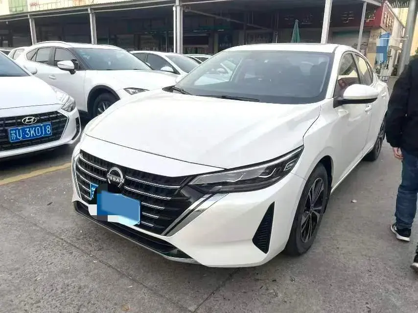 2023 Nissan Sylphy 1.6L 135HP L4 CVT