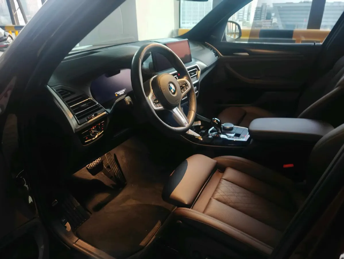 2022 BMW X3 2.0T 252HP L4 8AT,autocango,china used car exporter,china ev exporter,chinese used car exporter,chinese used ev exporter