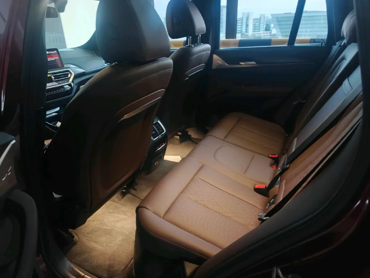 2022 BMW X3 2.0T 252HP L4 8AT,autocango,china used car exporter,china ev exporter,chinese used car exporter,chinese used ev exporter