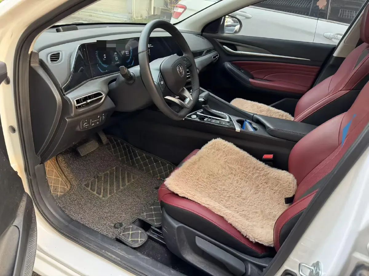 2021 ChangAn Eado 1.4T 160HP L4 7DCT,autocango,china used car exporter,china ev exporter,chinese used car exporter,chinese used ev exporter