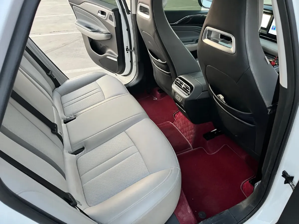 2022 ChangAn Oshan Z6 1.5T 170HP L4 6TCT PHEV 28.4KWH,autocango,china used car exporter,china ev exporter,chinese used car exporter,chinese used ev exporter