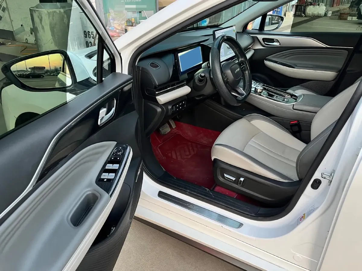 2022 ChangAn Oshan Z6 1.5T 170HP L4 6TCT PHEV 28.4KWH,autocango,china used car exporter,china ev exporter,chinese used car exporter,chinese used ev exporter