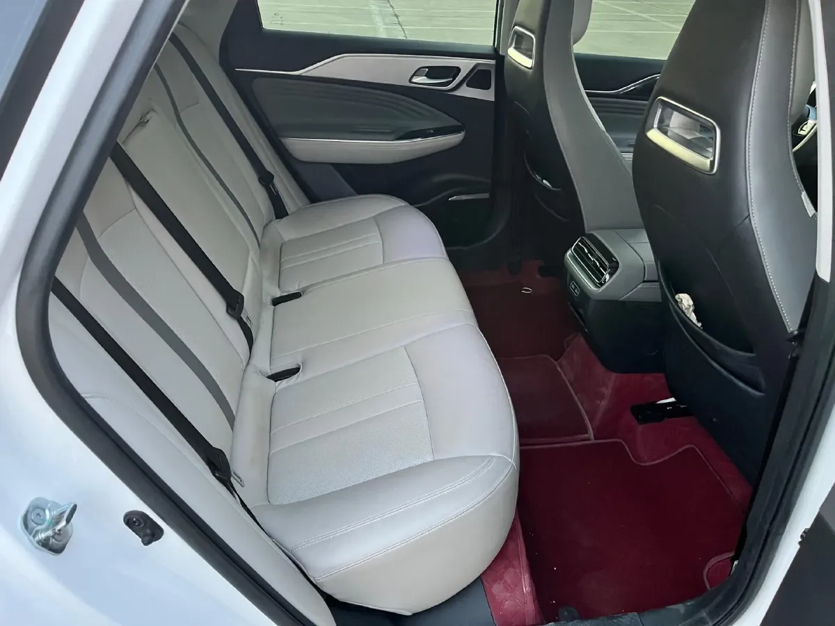 2022 ChangAn Oshan Z6 1.5T 170HP L4 6TCT PHEV 28.4KWH,autocango,china used car exporter,china ev exporter,chinese used car exporter,chinese used ev exporter