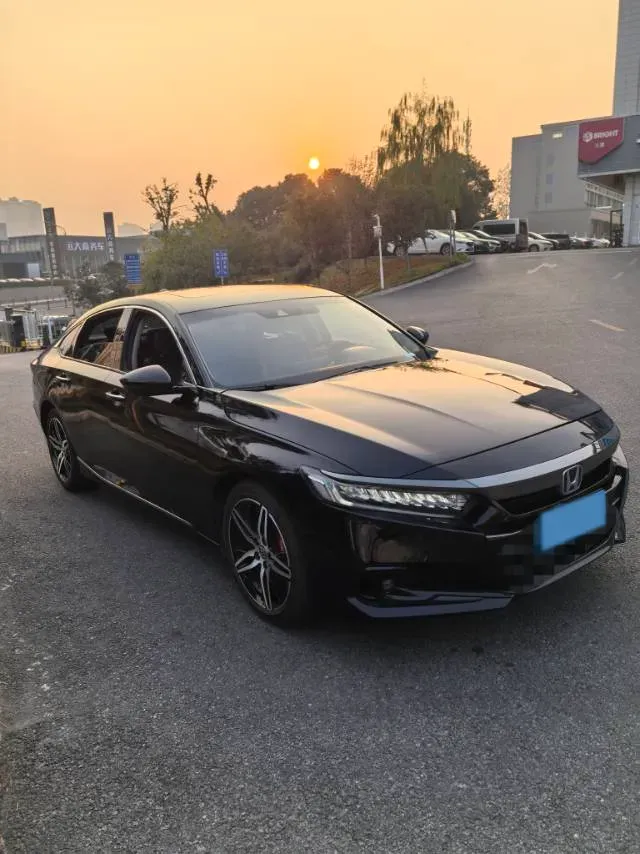 2022 Honda Accord 2.0L 146HP L4 E-CVT Hybrid,autocango,china used car exporter,china ev exporter,chinese used car exporter,chinese used ev exporter