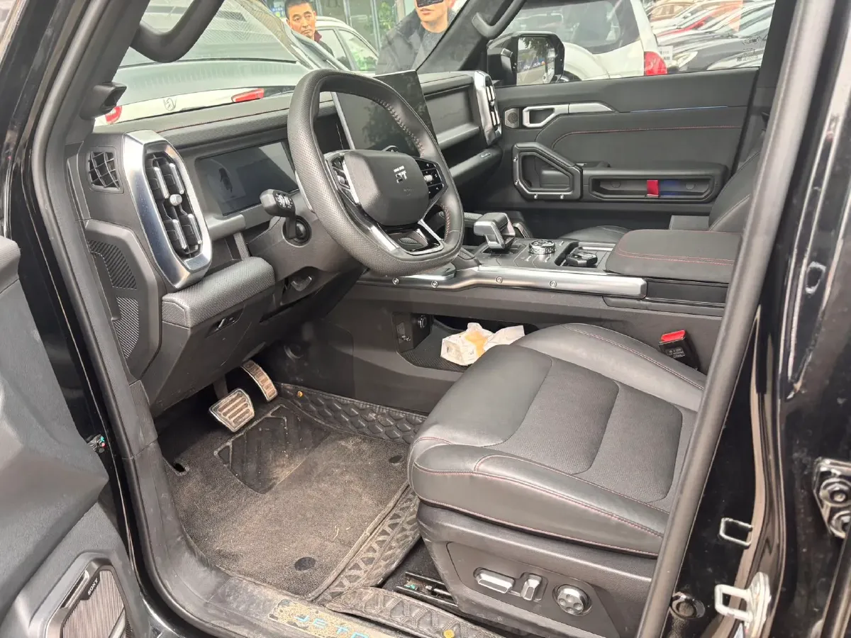 2023 Jetour Traveller 2.0T 254HP L4 7DCT,autocango,china used car exporter,china ev exporter,chinese used car exporter,chinese used ev exporter