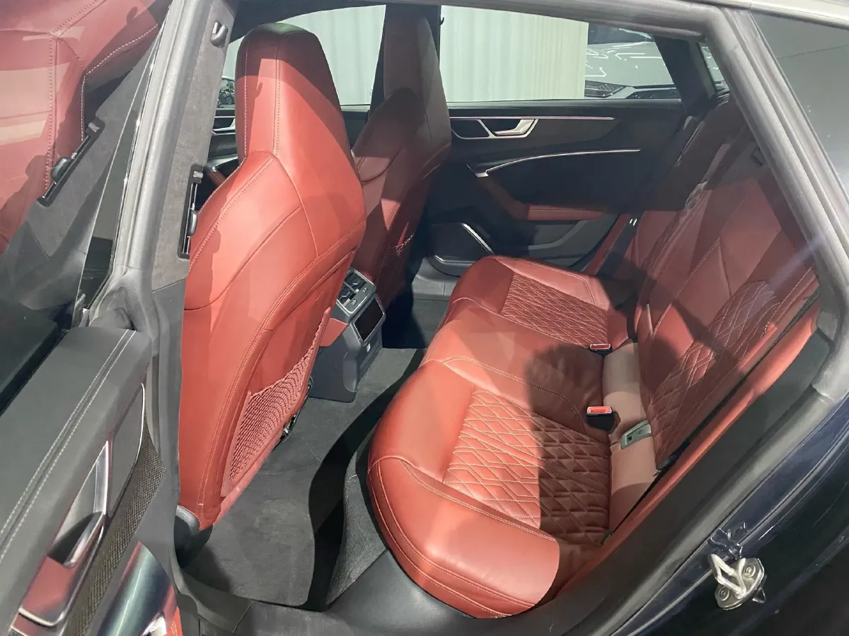 2020 Audi S7 2.9T 450HP V6 8AT,autocango,china used car exporter,china ev exporter,chinese used car exporter,chinese used ev exporter