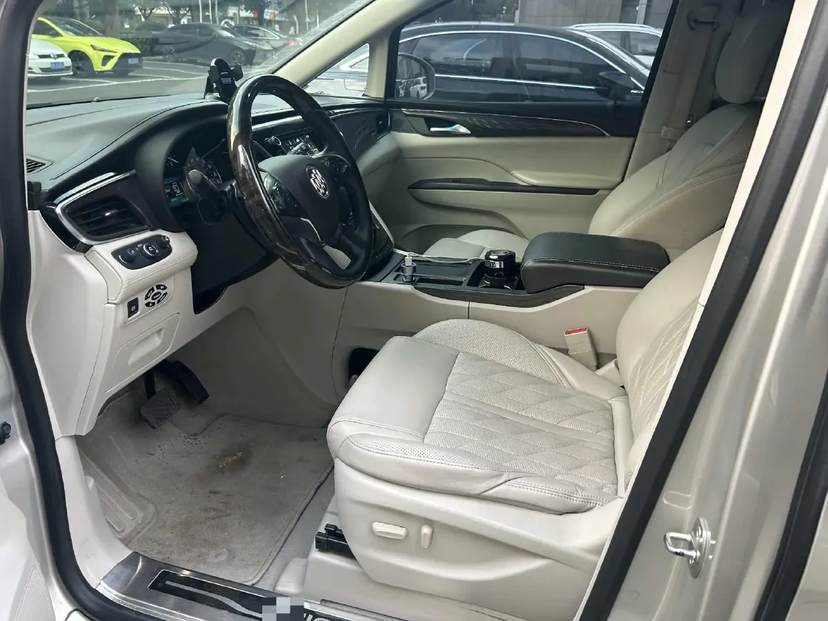 2018 Buick GL8 2.0T 260HP L4 6AT,autocango,china used car exporter,china ev exporter,chinese used car exporter,chinese used ev exporter