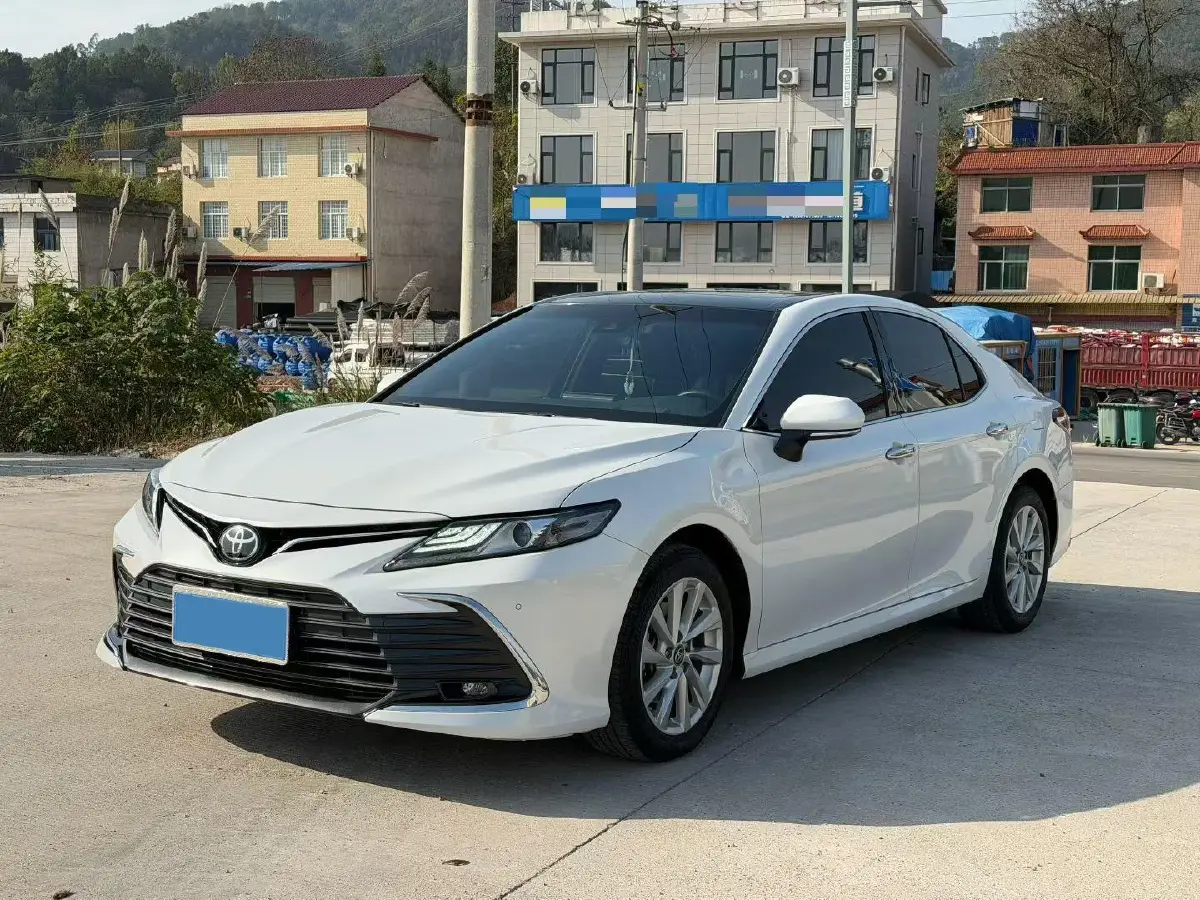 2021 Toyota Camry 2.0L 178HP L4 CVT