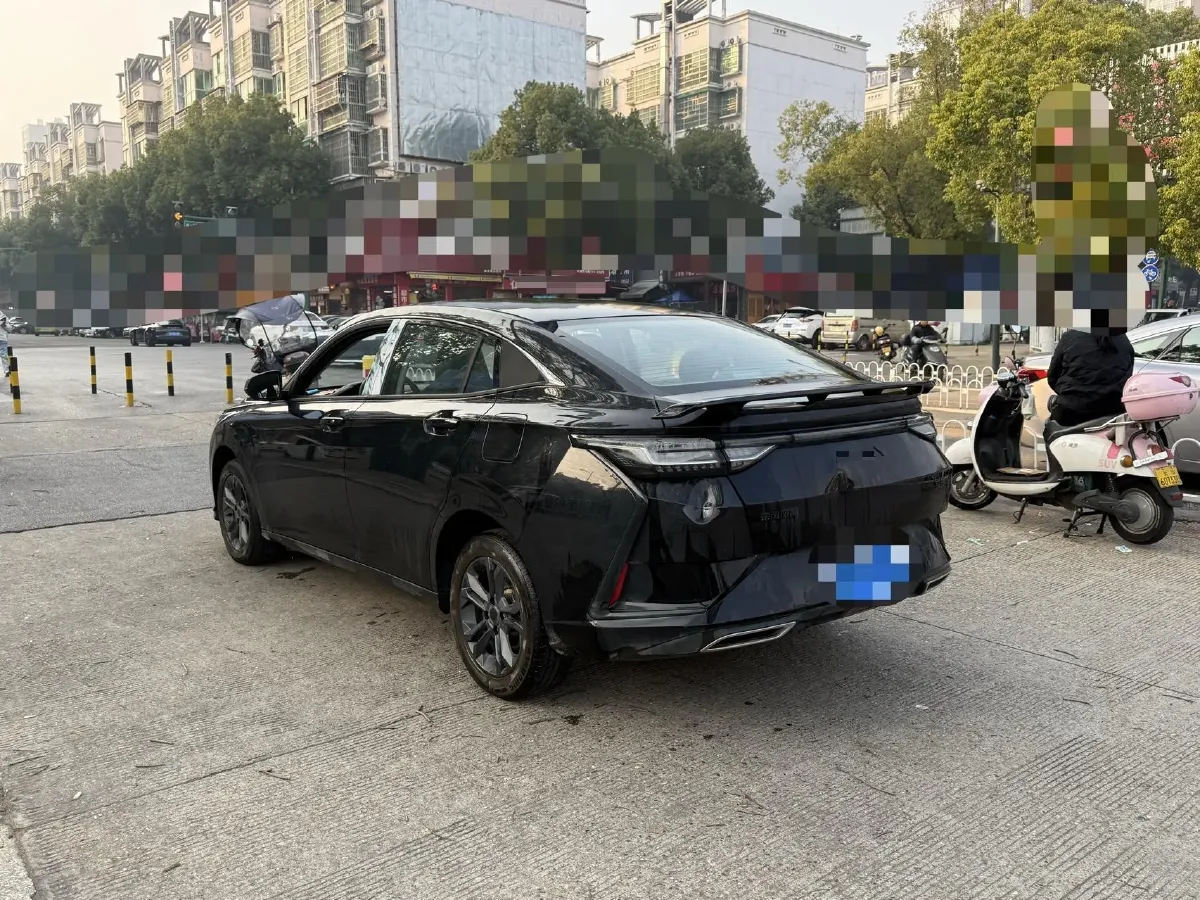 2024 DongFeng Aeolus YiXuan 1.5L 125HP L4 6DCT,autocango,china used car exporter,china ev exporter,chinese used car exporter,chinese used ev exporter
