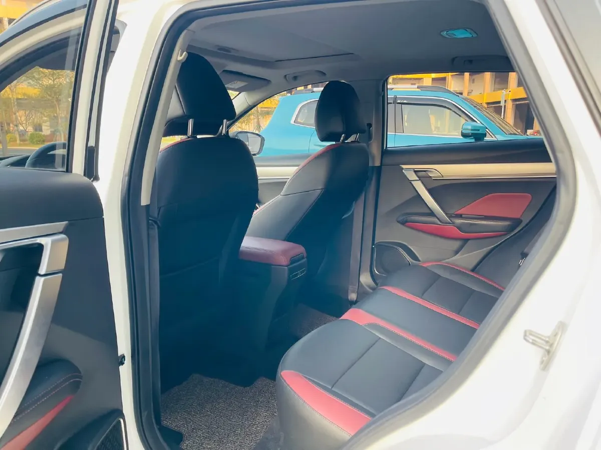 2021 Geely Coolray 1.4T 141HP L4 6DCT,autocango,china used car exporter,china ev exporter,chinese used car exporter,chinese used ev exporter