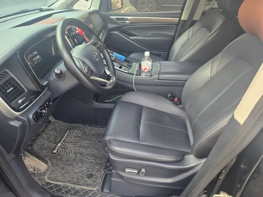 2021 GAC Trumpchi M8 2.0T 252HP L4 8AT,autocango,china used car exporter,china ev exporter,chinese used car exporter,chinese used ev exporter