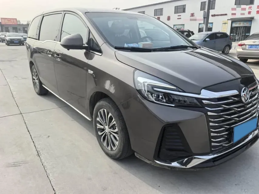 2023 Buick GL8 2.0T 237HP L4 9AT,autocango,china used car exporter,china ev exporter,chinese used car exporter,chinese used ev exporter
