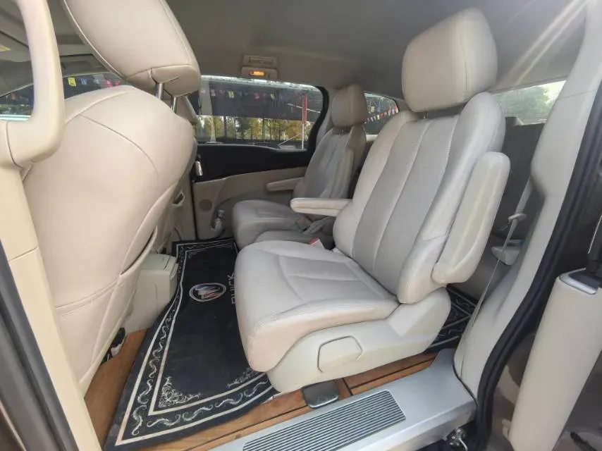 2023 Buick GL8 2.0T 237HP L4 9AT,autocango,china used car exporter,china ev exporter,chinese used car exporter,chinese used ev exporter