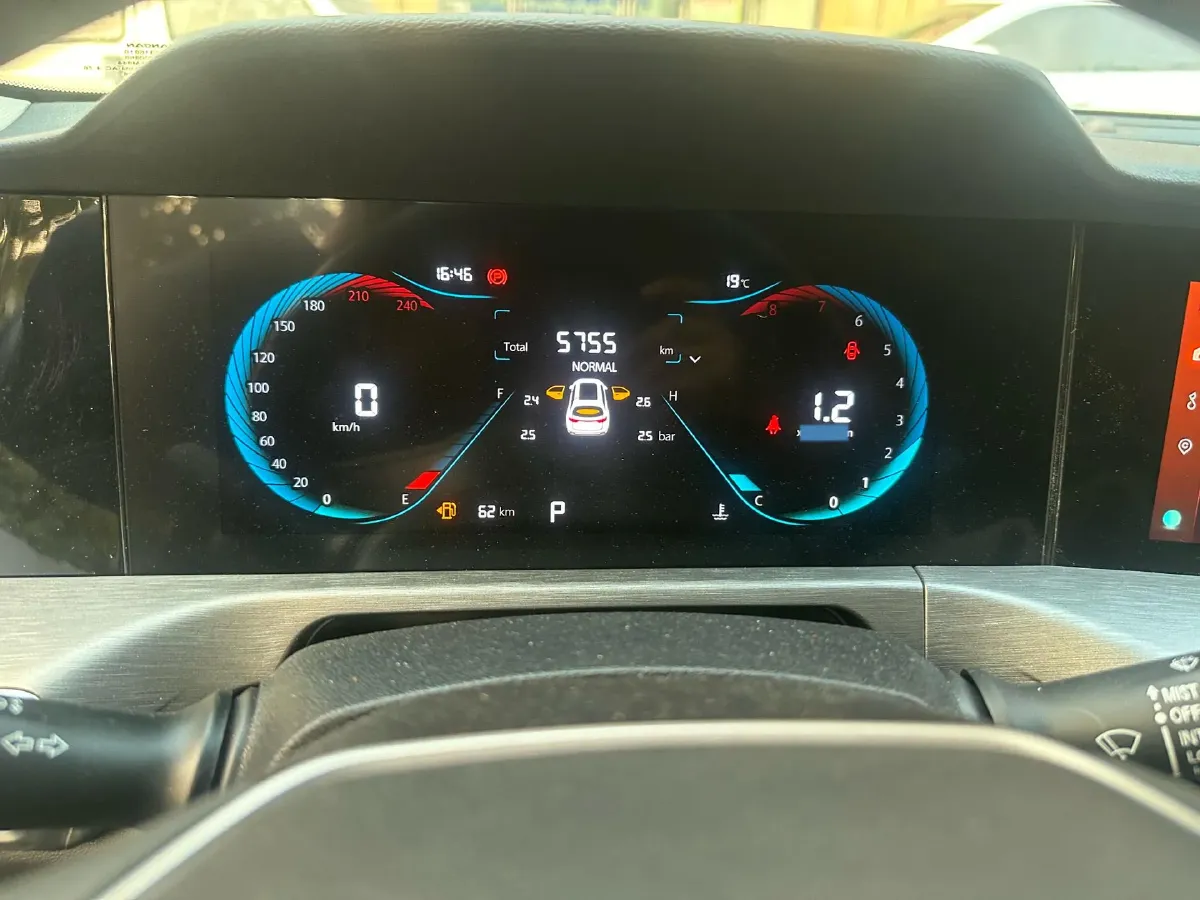 2023 ChangAn CS35 Plus 1.4T 160HP L4 7DCT,autocango,china used car exporter,china ev exporter,chinese used car exporter,chinese used ev exporter