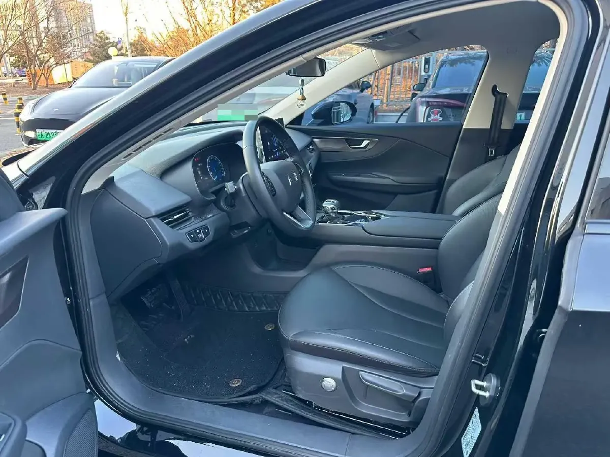 2022 HongQi E-QM5 BEV 54KWH,autocango,china used car exporter,china ev exporter,chinese used car exporter,chinese used ev exporter