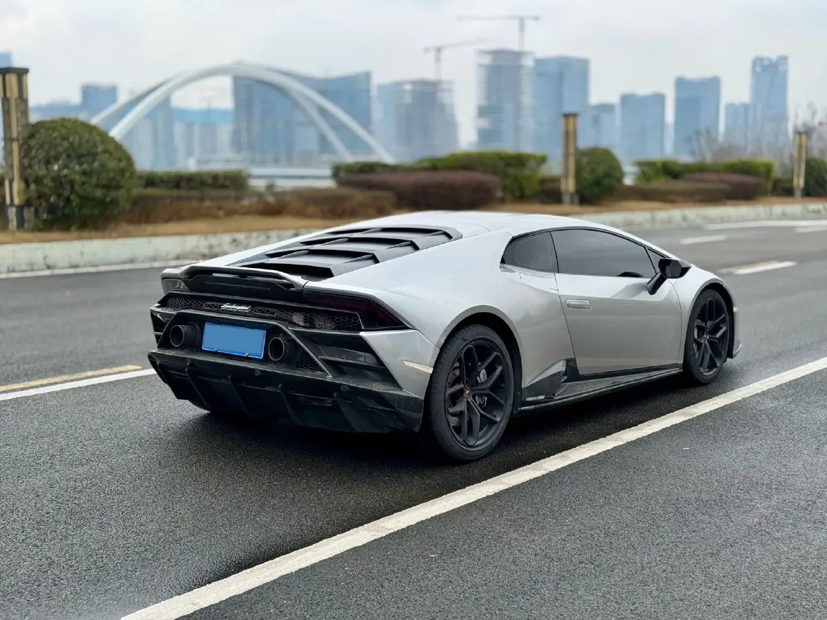 2020 Lamborghini Huracán 5.2L 611HP V10 7DCT,autocango,china used car exporter,china ev exporter,chinese used car exporter,chinese used ev exporter