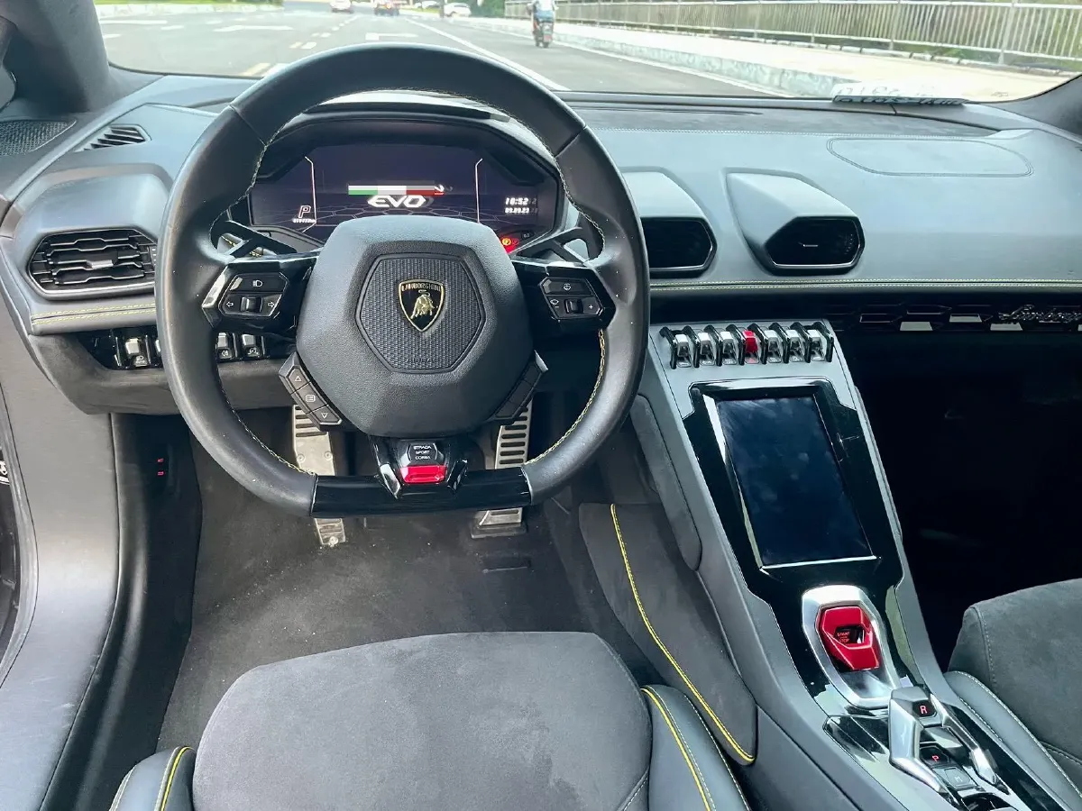 2020 Lamborghini Huracán 5.2L 611HP V10 7DCT,autocango,china used car exporter,china ev exporter,chinese used car exporter,chinese used ev exporter