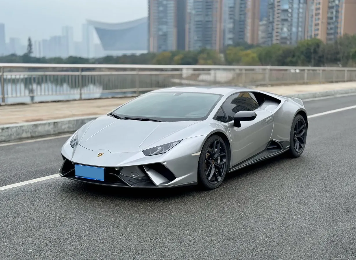 2020 Lamborghini Huracán 5.2L 611HP V10 7DCT,autocango,china used car exporter,china ev exporter,chinese used car exporter,chinese used ev exporter