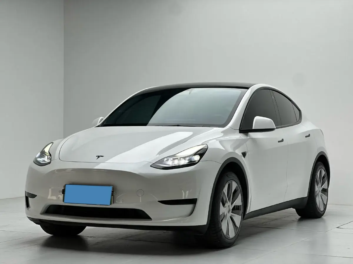 2022 Tesla Model Y BEV 60KWH