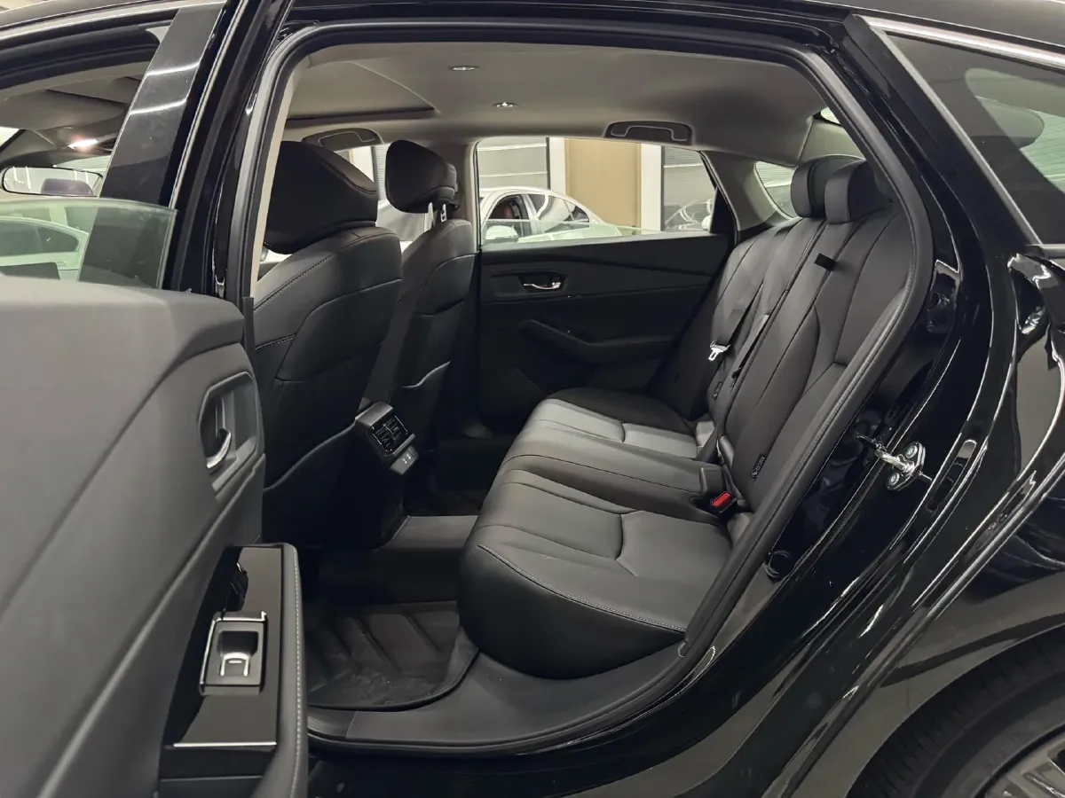 2025 Honda Inspire 1.5T 192HP L4 CVT,autocango,china used car exporter,china ev exporter,chinese used car exporter,chinese used ev exporter