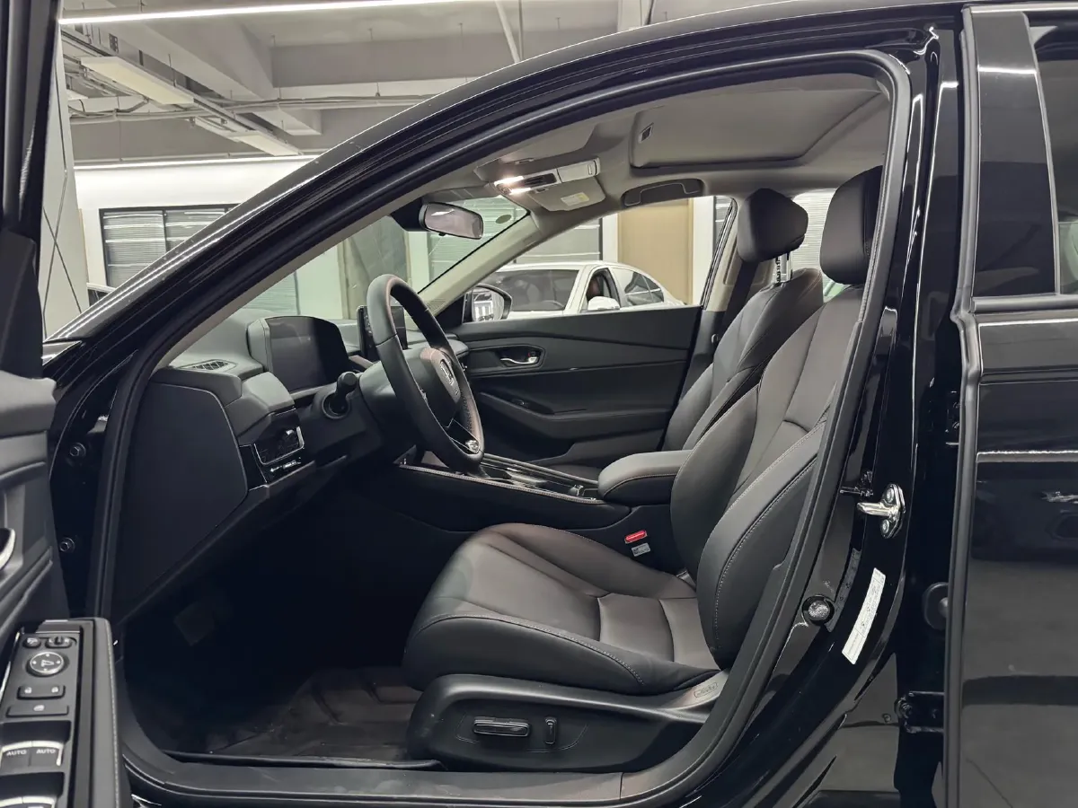 2025 Honda Inspire 1.5T 192HP L4 CVT,autocango,china used car exporter,china ev exporter,chinese used car exporter,chinese used ev exporter