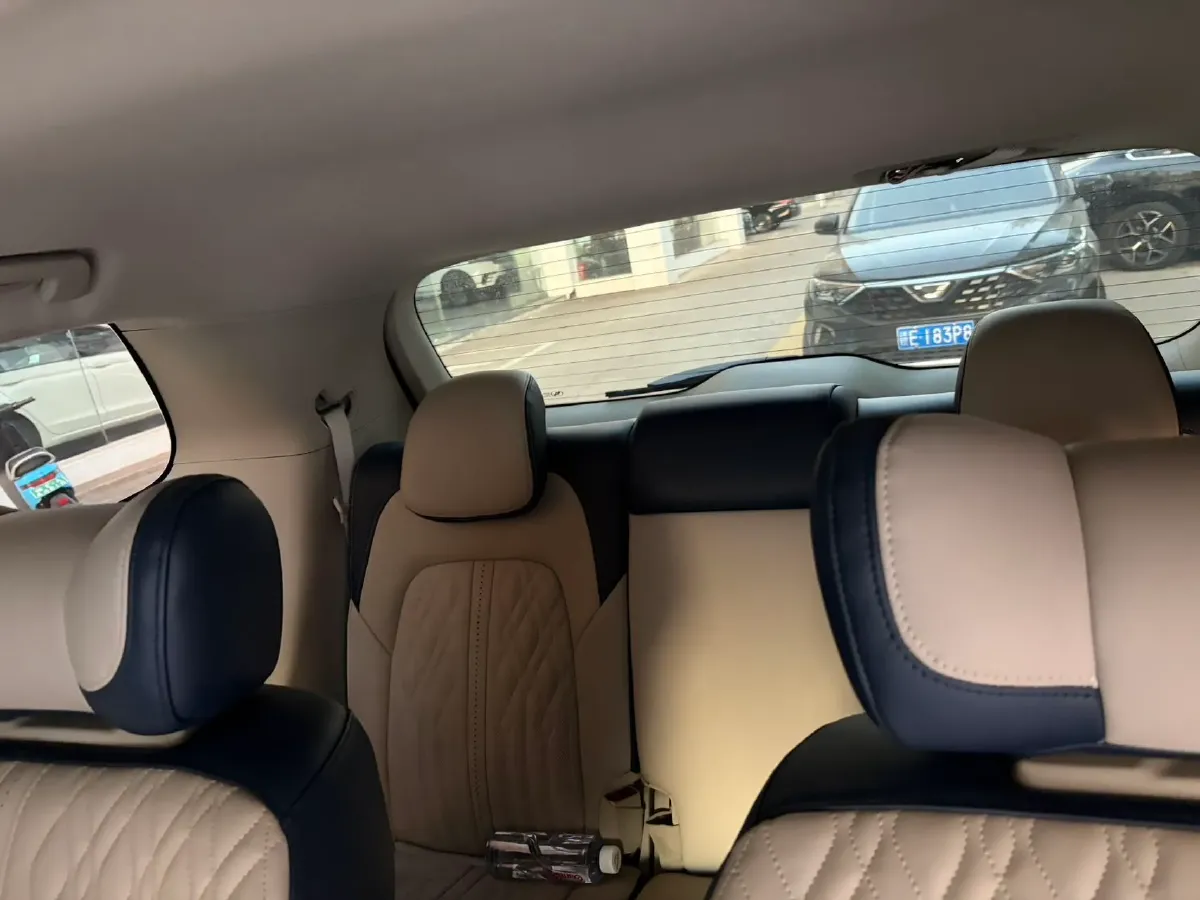 2023 Buick GL8 2.0T 237HP L4 9AT,autocango,china used car exporter,china ev exporter,chinese used car exporter,chinese used ev exporter