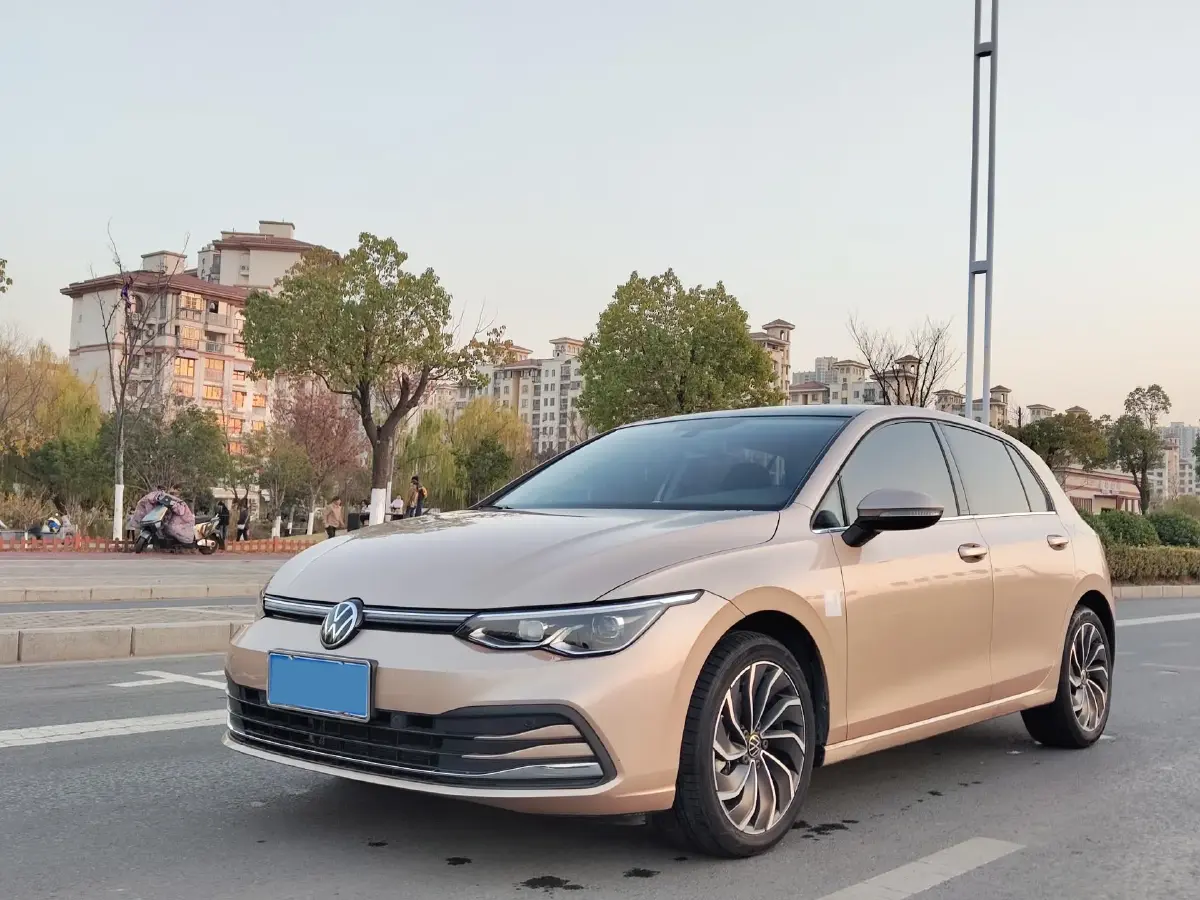 2021 Volkswagen Golf 1.4T 150HP L4 7DCT