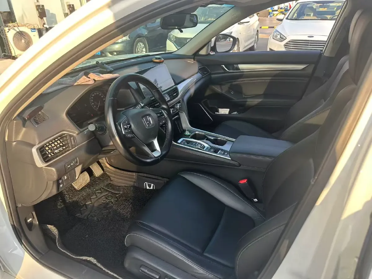 2022 Honda Accord 2.0L 146HP L4 E-CVT Hybrid,autocango,china used car exporter,china ev exporter,chinese used car exporter,chinese used ev exporter