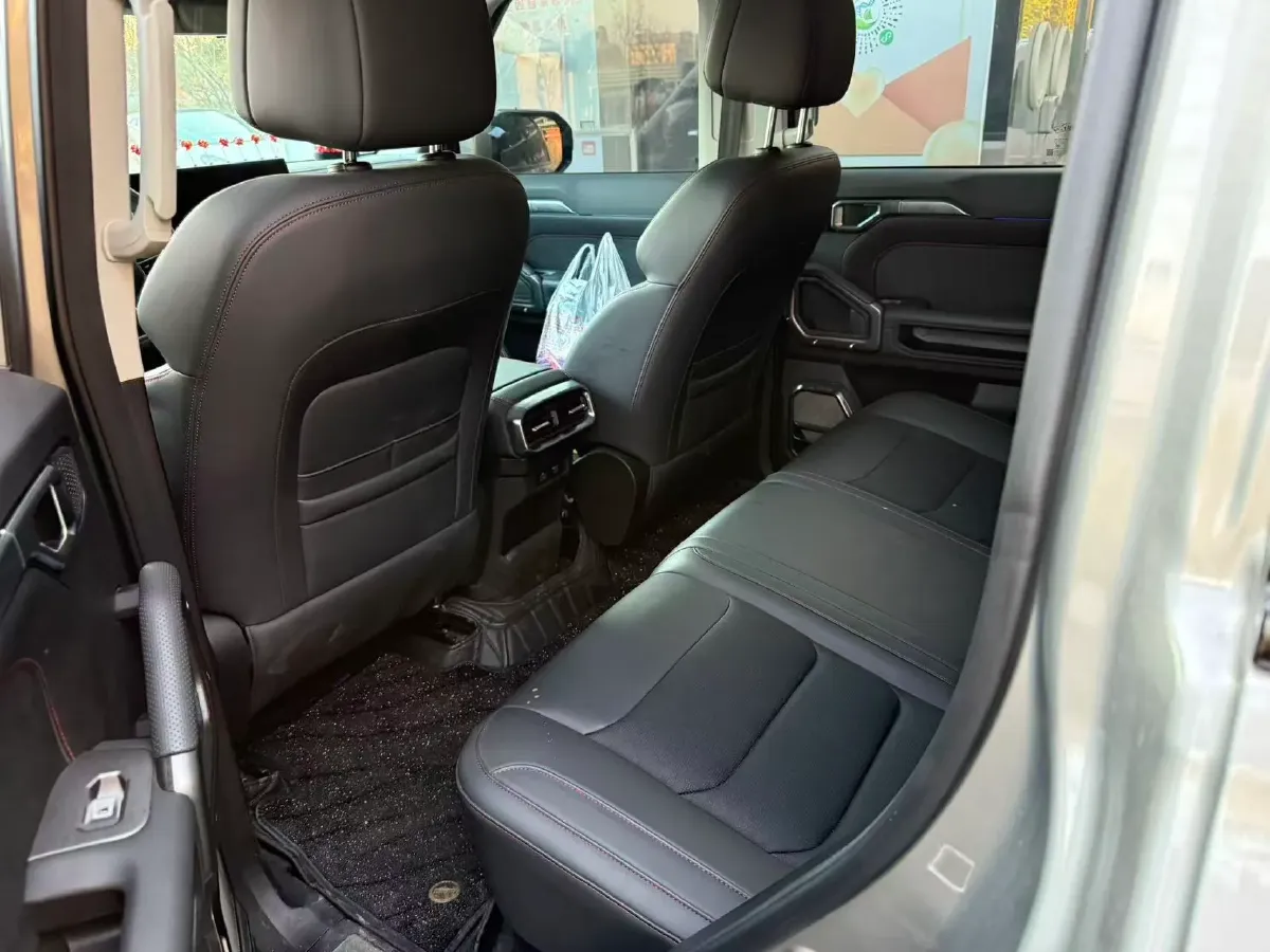 2023 Jetour Traveller 2.0T 254HP L4 7DCT,autocango,china used car exporter,china ev exporter,chinese used car exporter,chinese used ev exporter