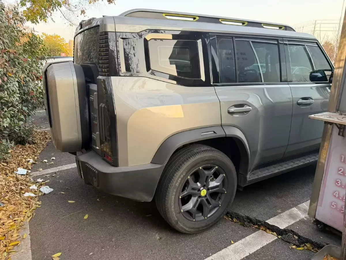 2023 Jetour Traveller 2.0T 254HP L4 7DCT,autocango,china used car exporter,china ev exporter,chinese used car exporter,chinese used ev exporter