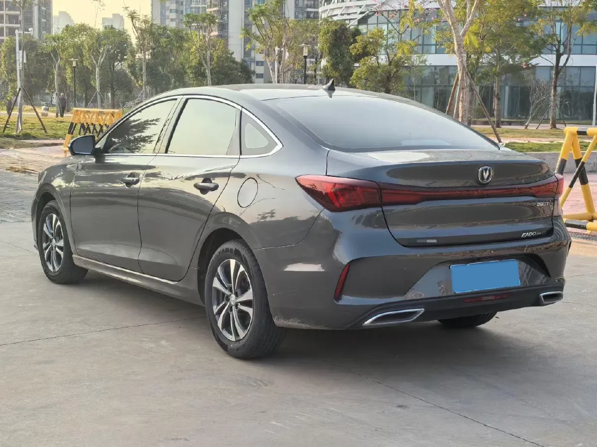 2022 ChangAn Eado 1.4T 160HP L4 7DCT,autocango,china used car exporter,china ev exporter,chinese used car exporter,chinese used ev exporter