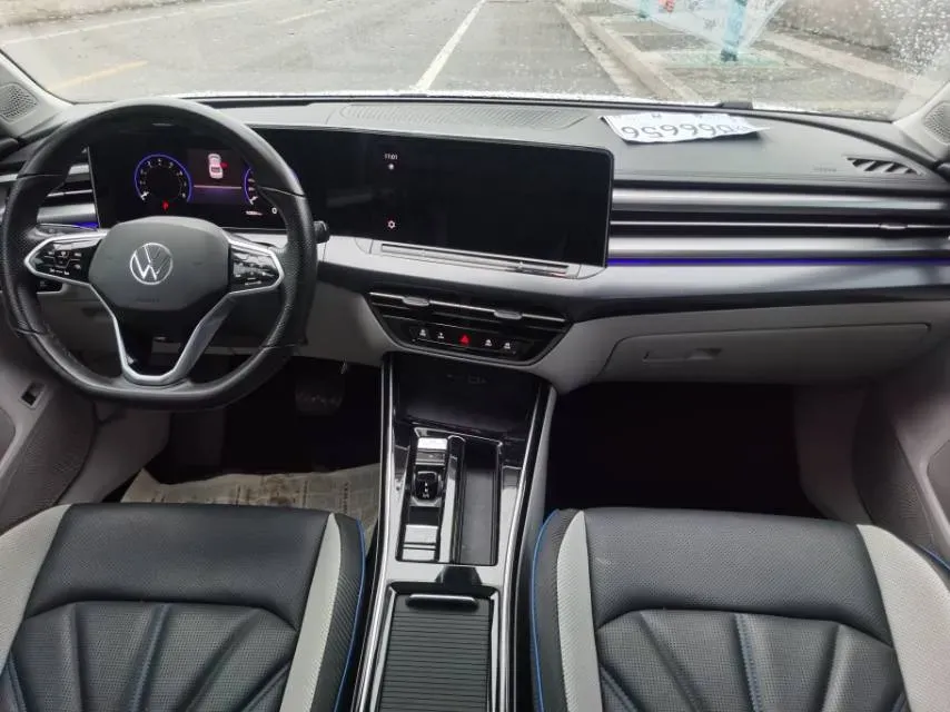 2022 Skoda Superb 2.0T 186HP L4 7DCT,autocango,china used car exporter,china ev exporter,chinese used car exporter,chinese used ev exporter