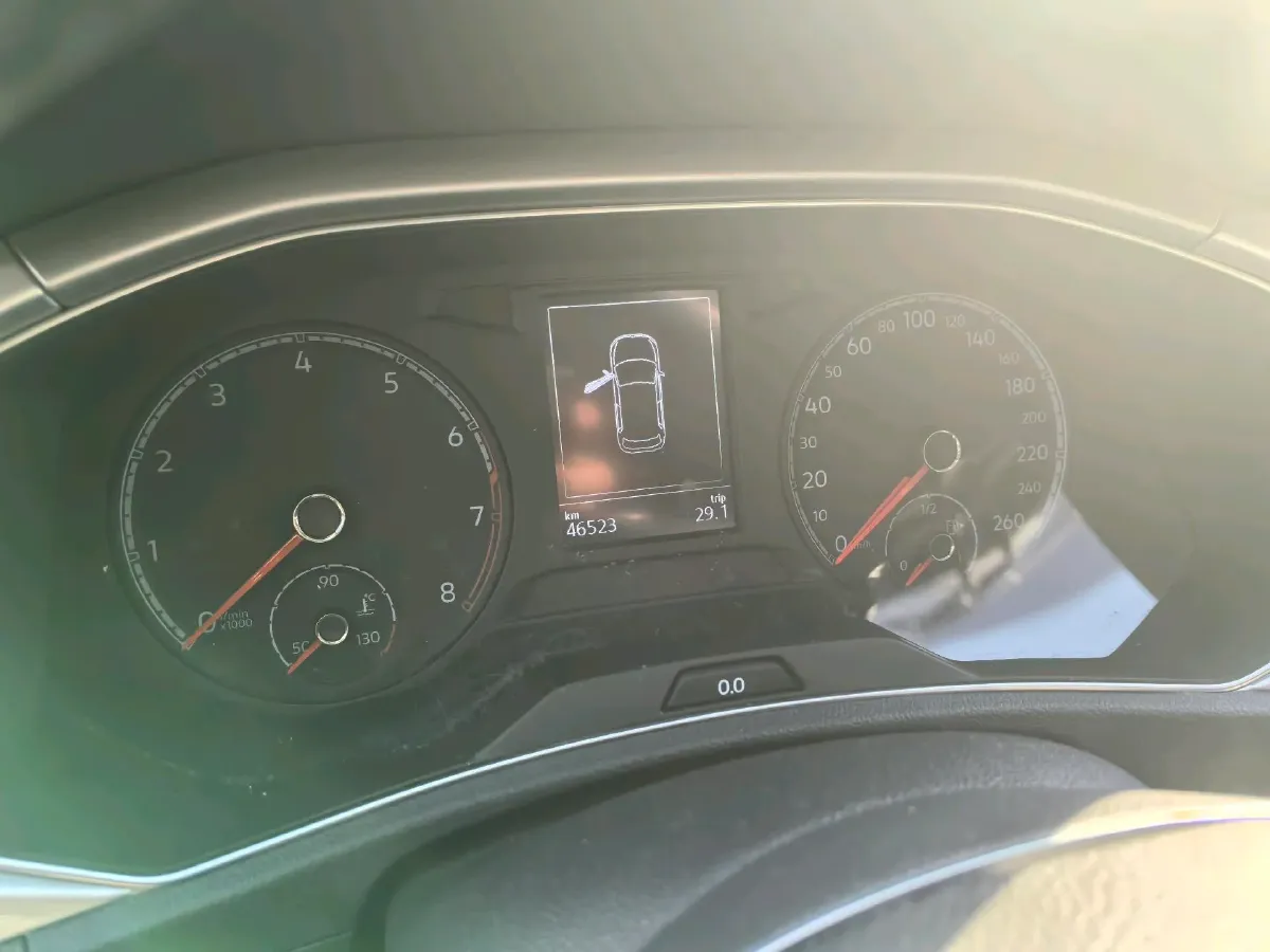 2021 Volkswagen T-Roc 1.4T 150HP L4 7DCT,autocango,china used car exporter,china ev exporter,chinese used car exporter,chinese used ev exporter