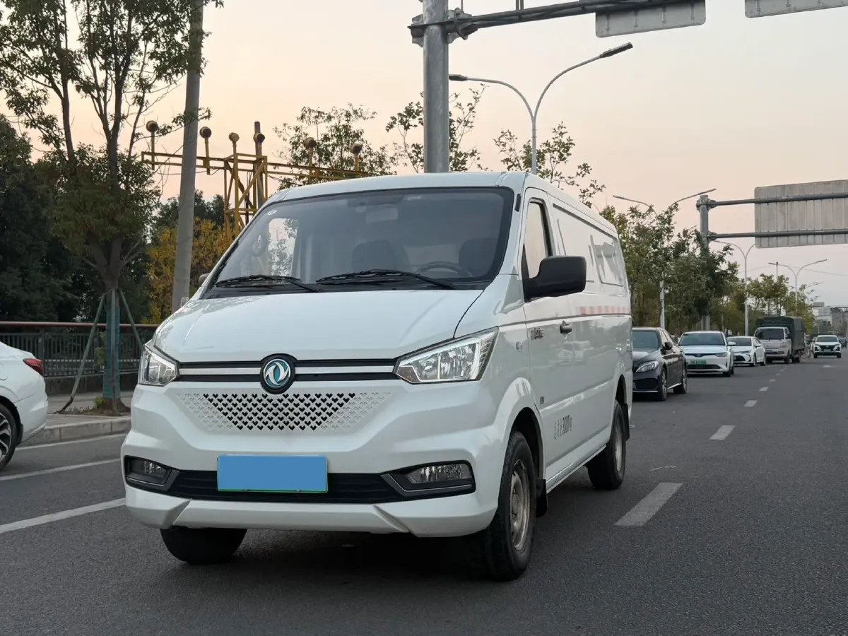 2020 DongFeng Aeolus YiXuan EV BEV 47.7KWH,autocango,china used car exporter,china ev exporter,chinese used car exporter,chinese used ev exporter