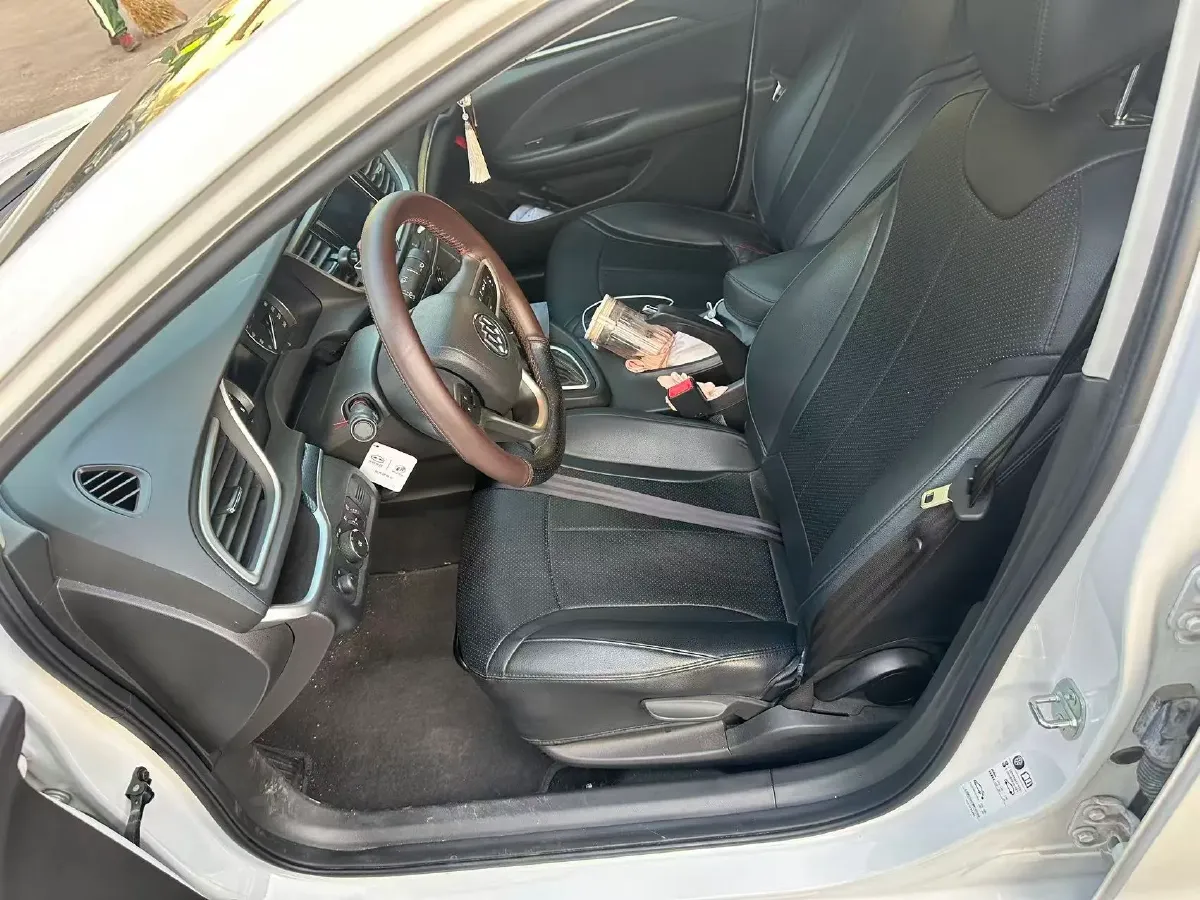 2021 Buick Excelle 1.5L 113HP L4 6AT,autocango,china used car exporter,china ev exporter,chinese used car exporter,chinese used ev exporter