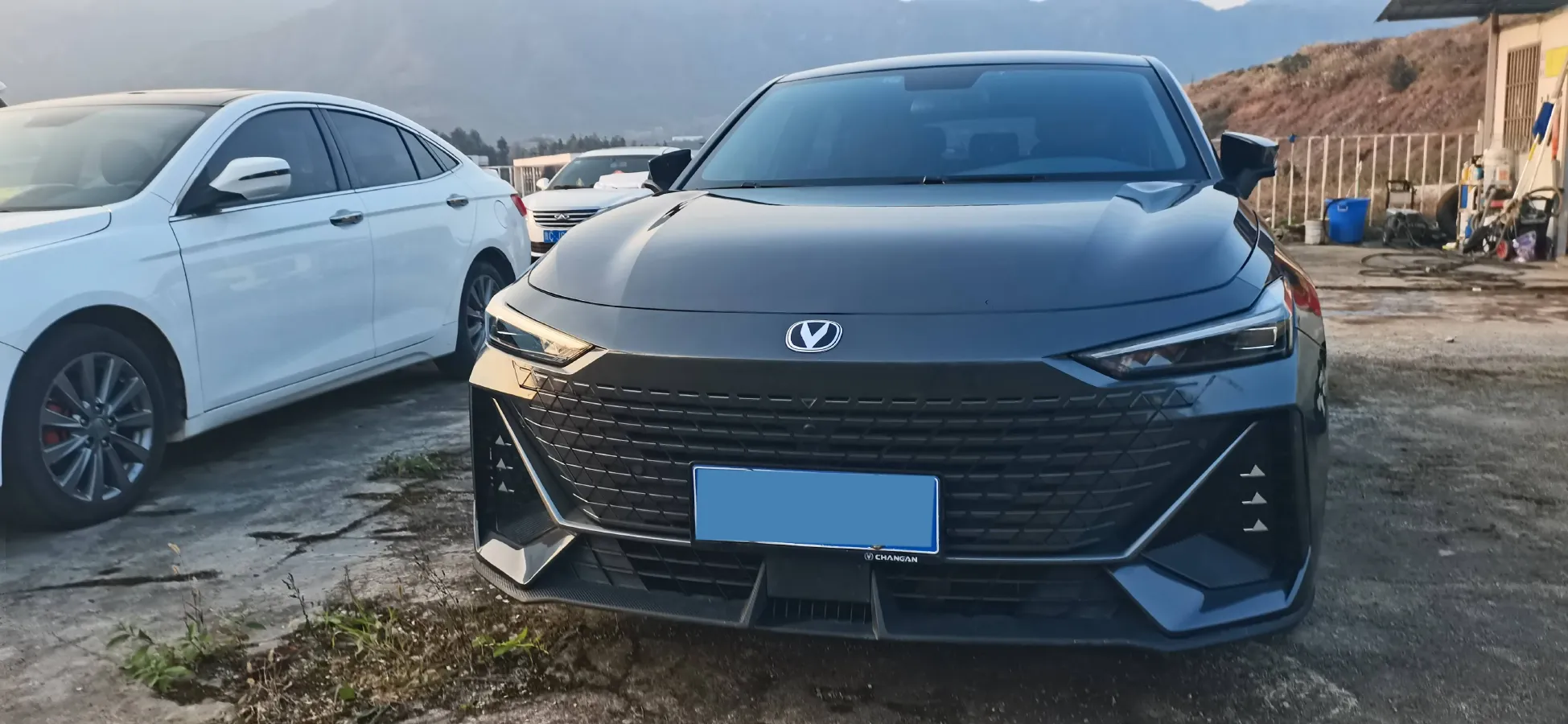 2022 ChangAn UNI-V 1.5T 188HP L4 7DCT,autocango,china used car exporter,china ev exporter,chinese used car exporter,chinese used ev exporter